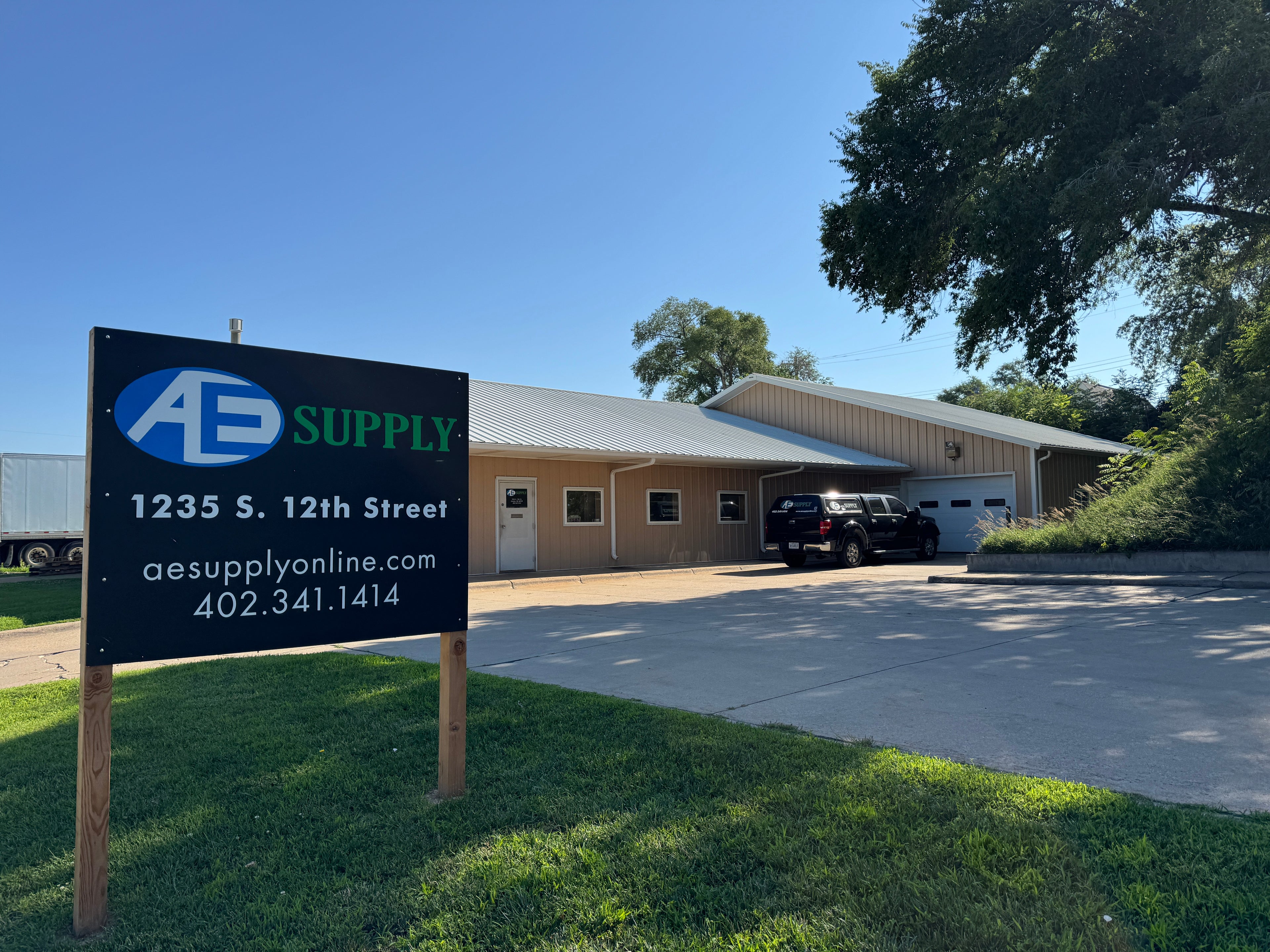 AESupply store with a sign for AESupply